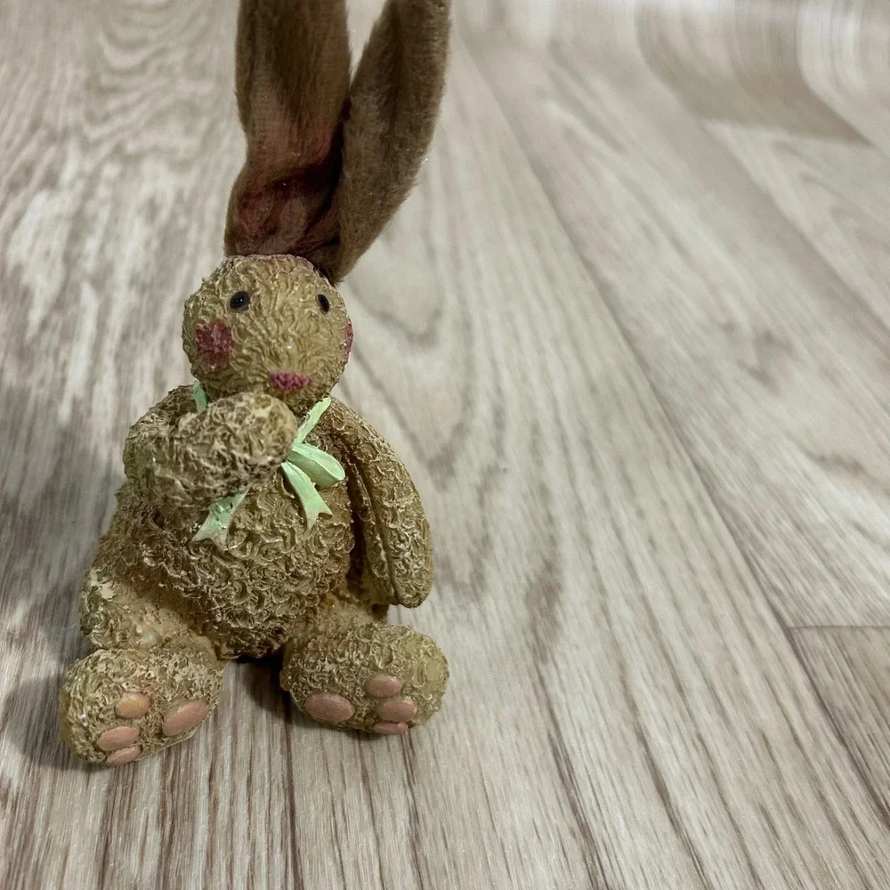Unbranded Bunny Figurine‎ Tan Resin Easter Rabbit 5.5
